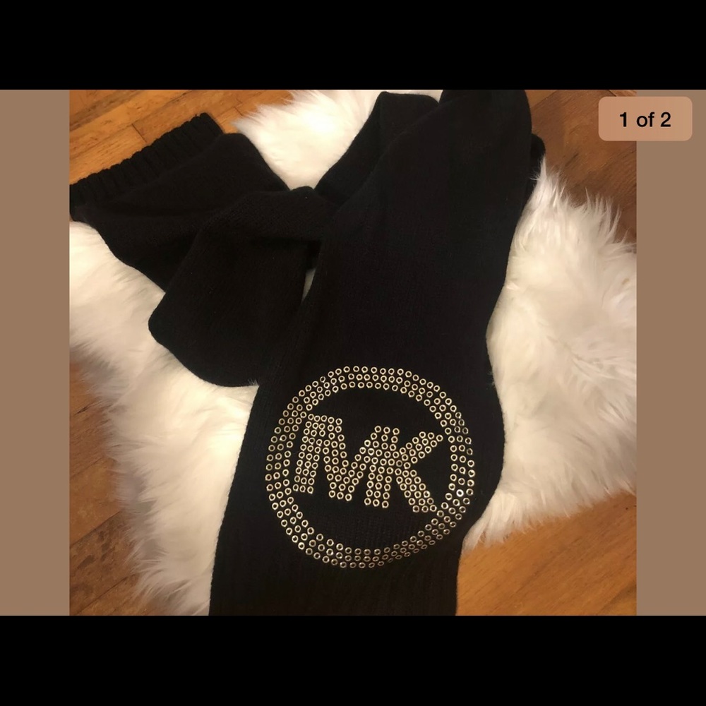 Michael Kors Knit Scarf Embellished Black